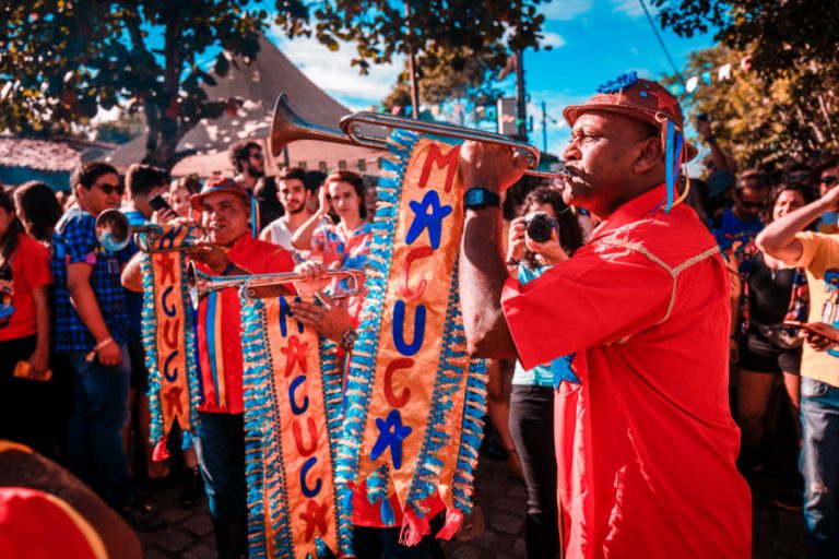 Carnaval 2020: Macuca lança camisa da prévia com agito em Olinda
