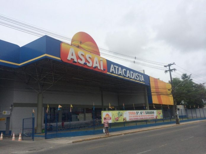 Assaí oferece ponto de coleta de resíduos recicláveis na região metropolitana do Recife em parceria com o projeto Vale Luz