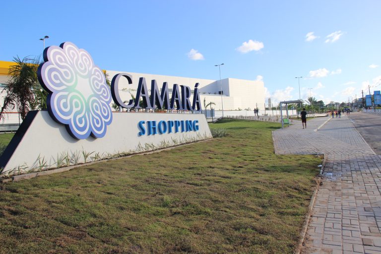 Camará Shopping recebe o Julho Black com promoções de até 70% de desconto