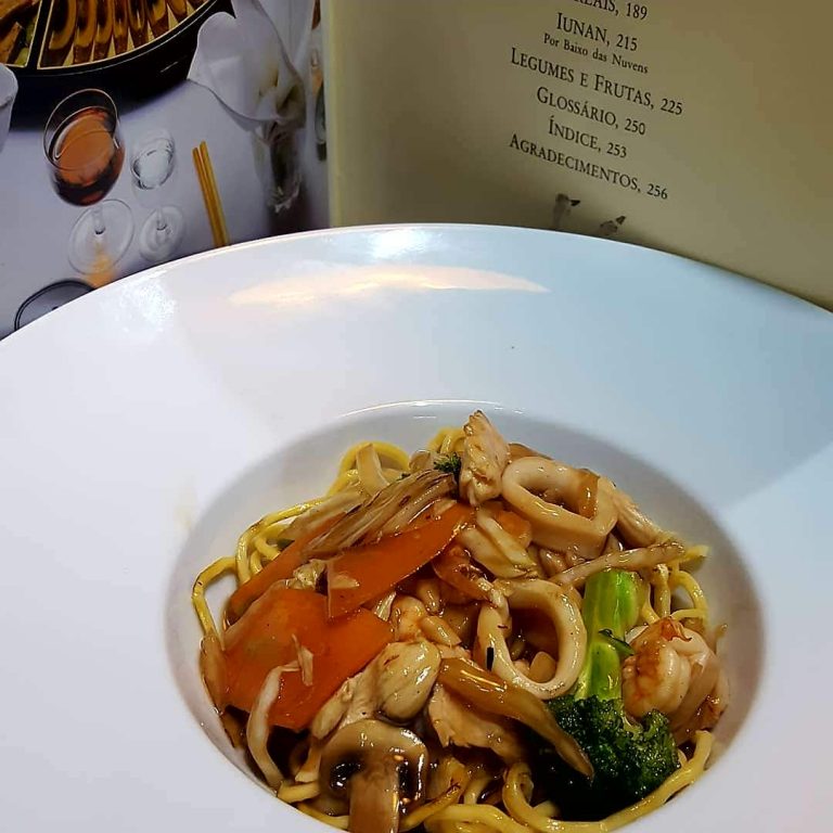 Macarrão Chop Suey, um prato asiático que nos convida a entrar no clima das Olímpiadas