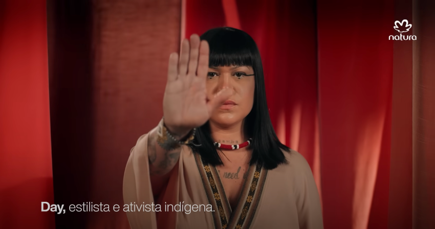 Estreia: Natura Luna exalta a coragem de mulheres em nova campanha