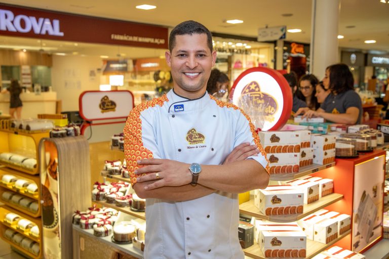 Pernambucano leva franquia de bolo de rolo para Brasília