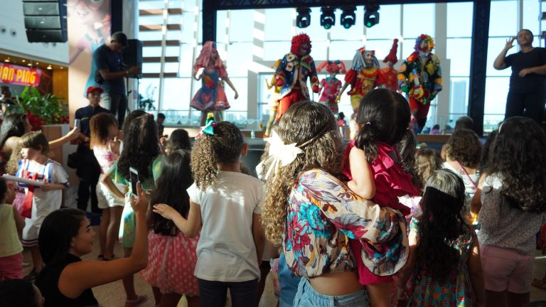 Shows gratuitos agitam o segundo final de semana da Temporada de Férias do RioMar Recife