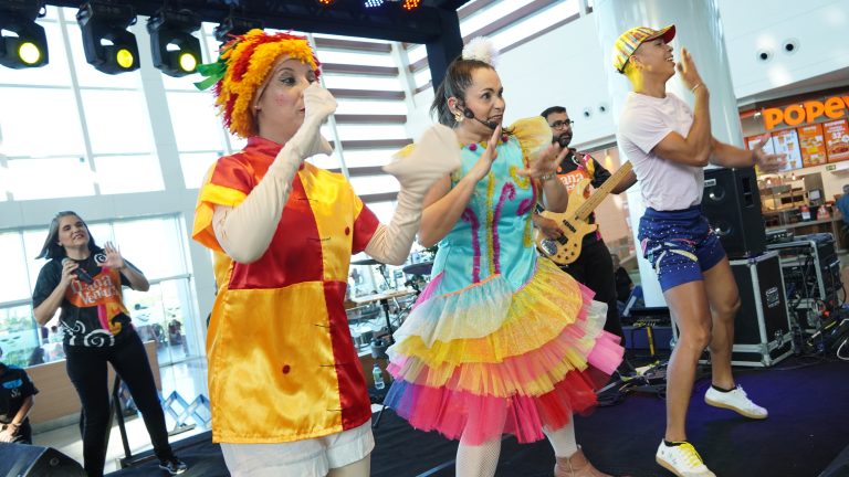 Programação de Carnaval do RioMar Recife segue com shows gratuitos para a criançada em fevereiro