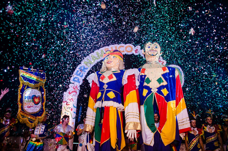 Cortejo de Brincantes em Olinda faz a abertura do Carnaval de Pernambuco