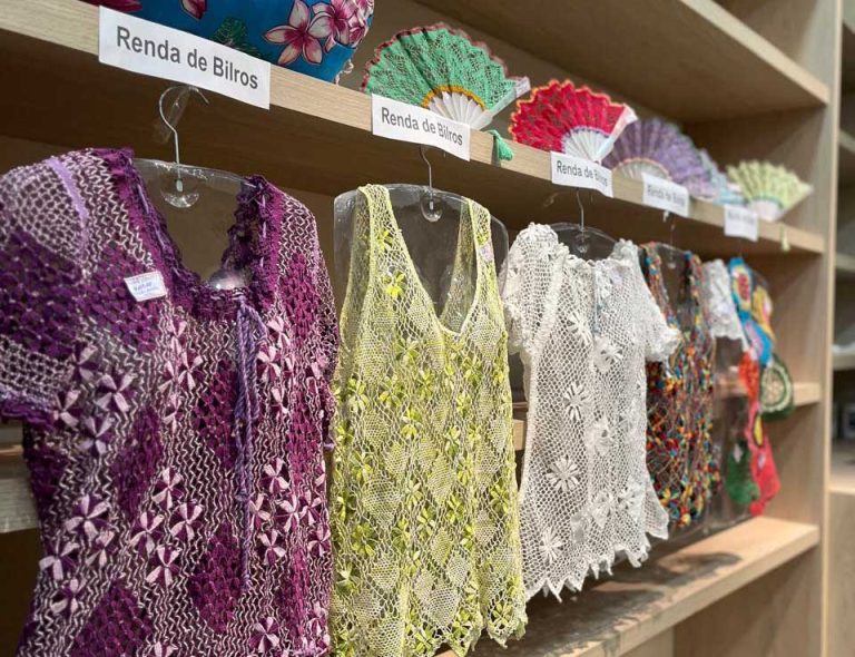 COMDIO leva talento de idosos artesãos de Olinda para o Shopping Patteo