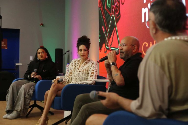 Com Mikaela Gomes, palestra “Costurando Territórios” debate identidade cultural e desafios da moda pernambucana no Rolê REC’n’Play