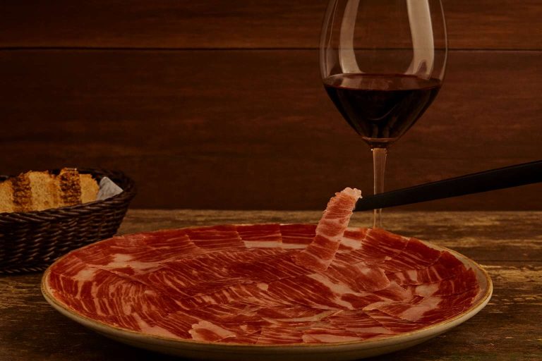 O melhor Jamón do mundo agora é destaque nas mesas do Pobre Juan