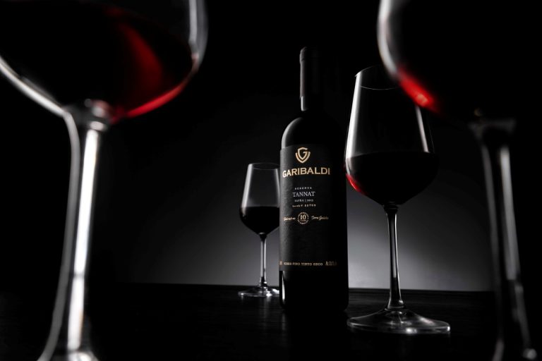 Páscoa gourmet: descubra 6 combinações irresistíveis de vinhos, espumantes e chocolate