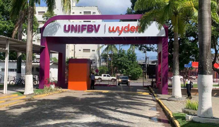 Evento literário no UniFBV Wyden une conhecimento, cultura e interação entre o público