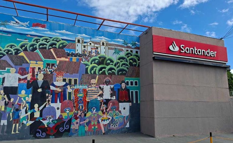 Santander inicia atendimento aos 7,9 mil servidores municipais e aposentados de Olinda