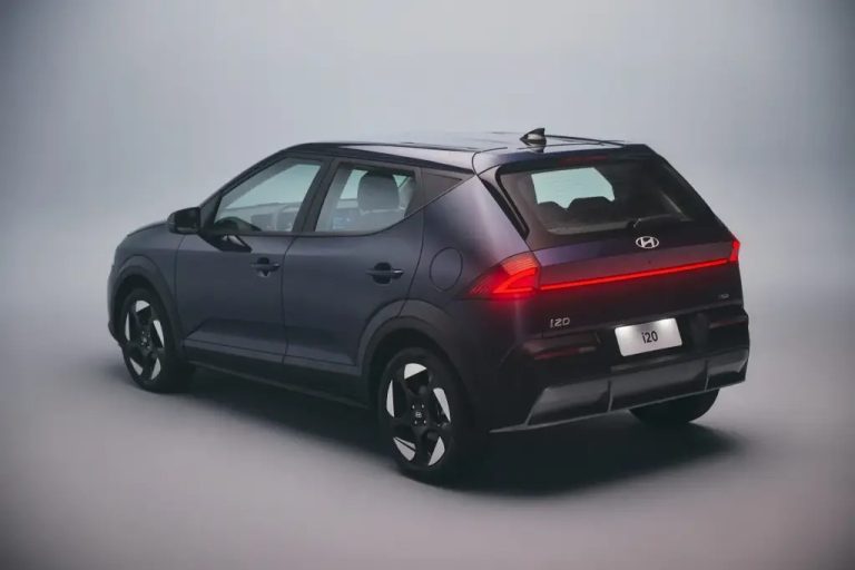 Hyundai lança i20 no Brasil a partir de R$ 99.990 e amplia disputa entre os hatches