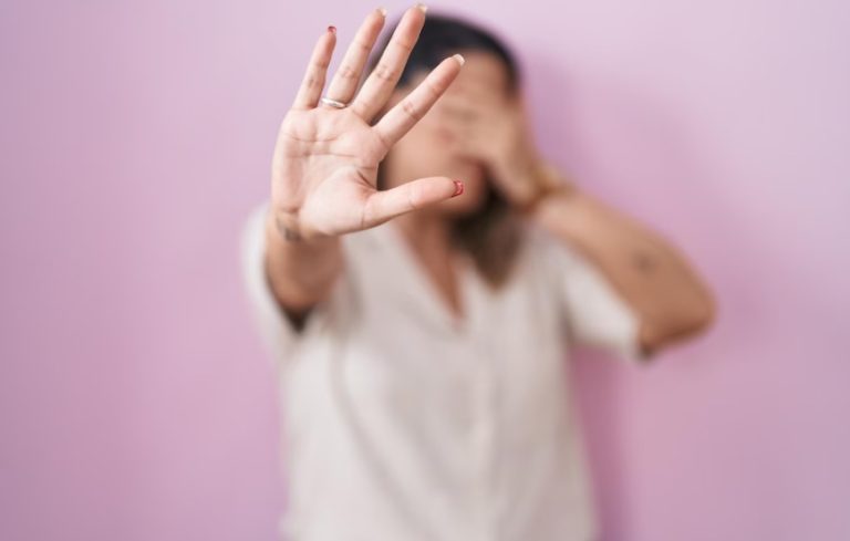 A Lei Maria da Penha é Viva: Como as Políticas Públicas Transformam a Proteção em Liberdade Real